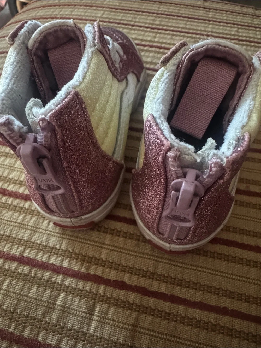 Kids High-Top Glitter Sneakers in Rose Pink